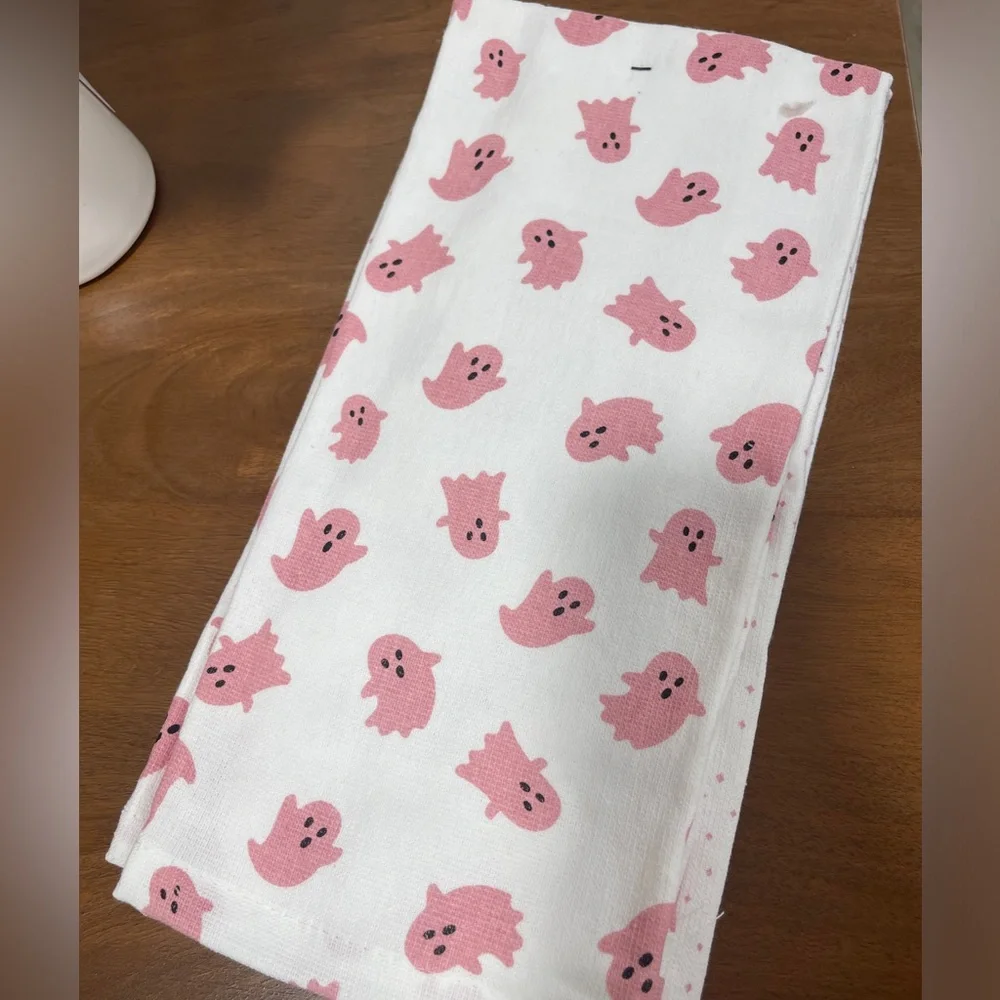 Halloween Pink Ghosts Boo kitchen hand towels set of 2 NWT